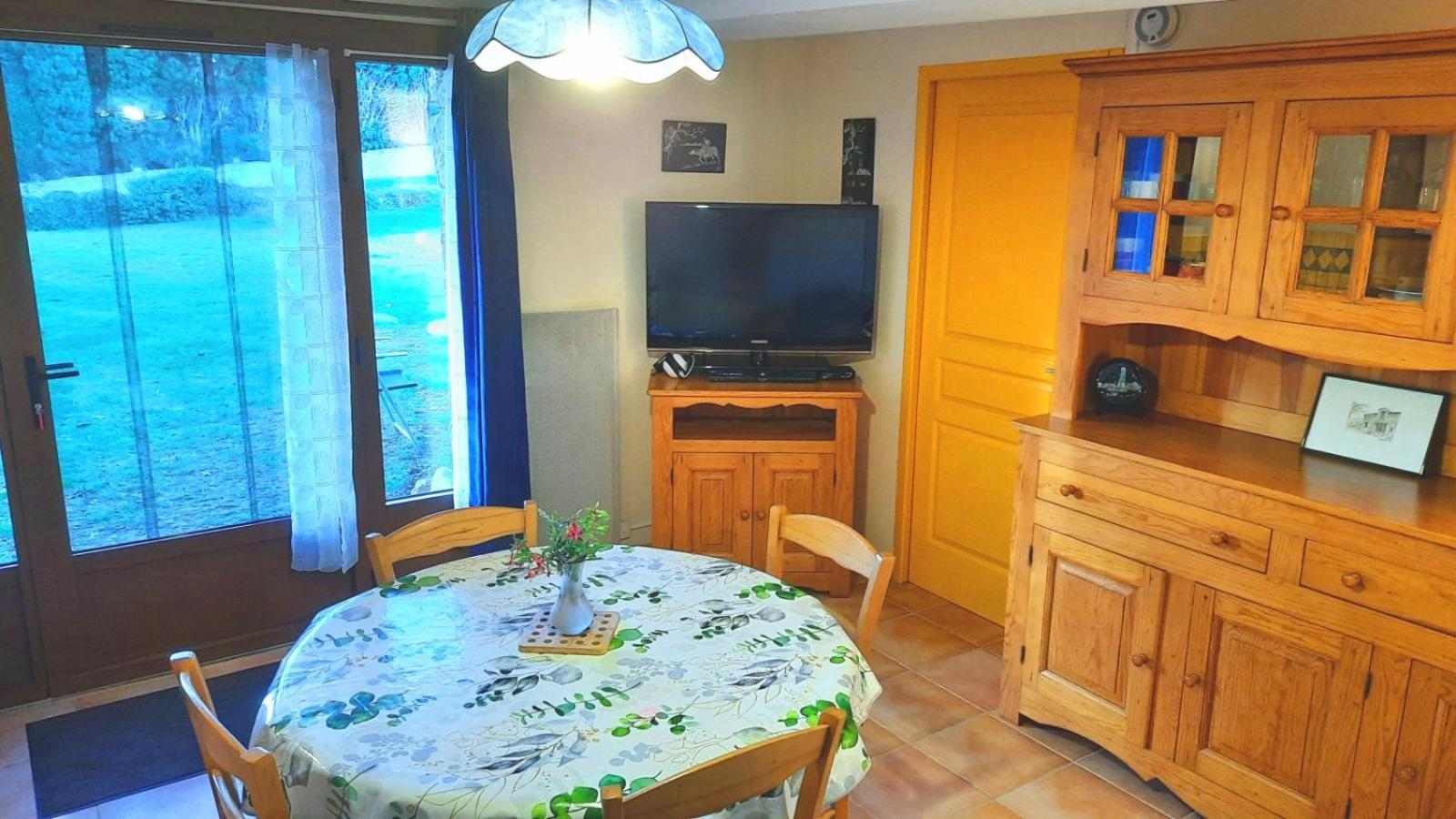 La Petite Maison Dans La Prairie Cassaignes Eksteriør billede