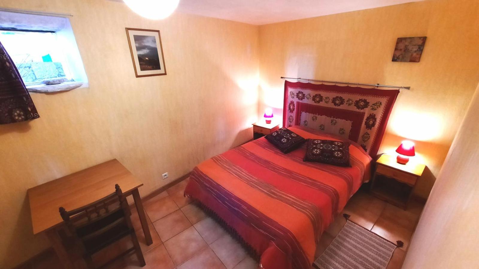 La Petite Maison Dans La Prairie Cassaignes Eksteriør billede